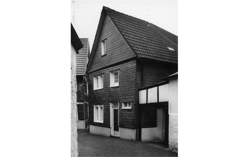 Fachwerkwohnhaus Hechtshaus, Kirchplatz 16 in Wülfrath (1978)