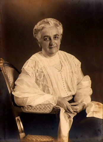 Porträtfoto der Elise Engelhorn (um 1910).