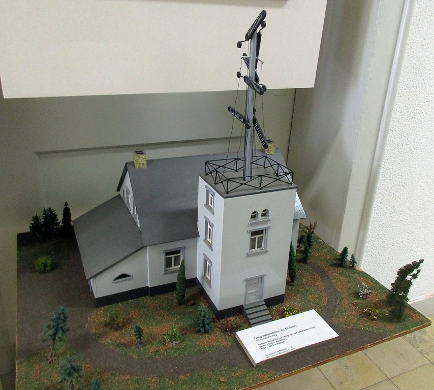 Modell des optischen Telegrafen Nr. 53 der Telegrafenlinie Berlin-Koblenz, Forsthaus "Telegraf" bei Troisdorf-Spich (2019).