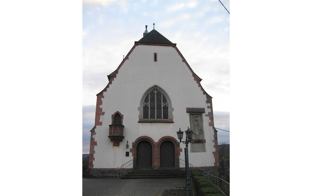 Die katholische Allerheiligenkapelle auf dem Allerheiligenberg in Niederlahnstein von Nordosten aus gesehen (2008)