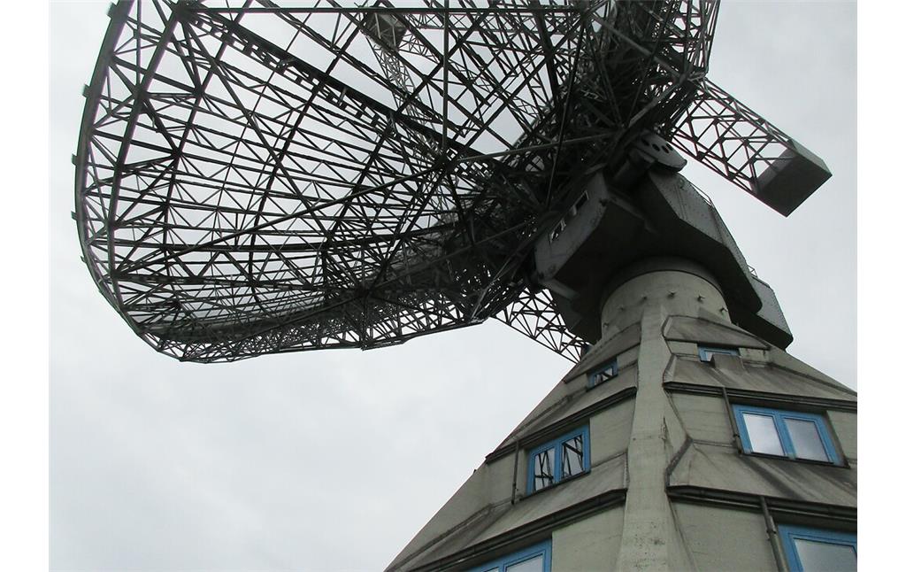 Detailaufnahme des Radioteleskops Astropeiler Stockert bei Bad Münstereifel-Eschweiler (2020).