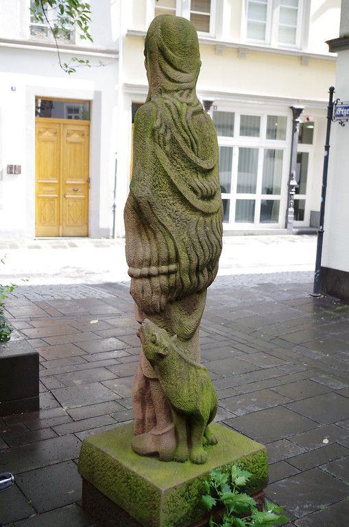 Steinfigur "Das Pfefferminzje" aus der Serie der Koblenzer Originale in der Mehlgasse in der Koblenzer Altstadt (2014)