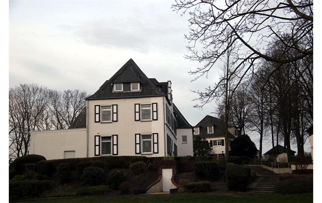 Das ehemalige Abtissinnenhaus auf dem Stiftsberg in Elten (2015)