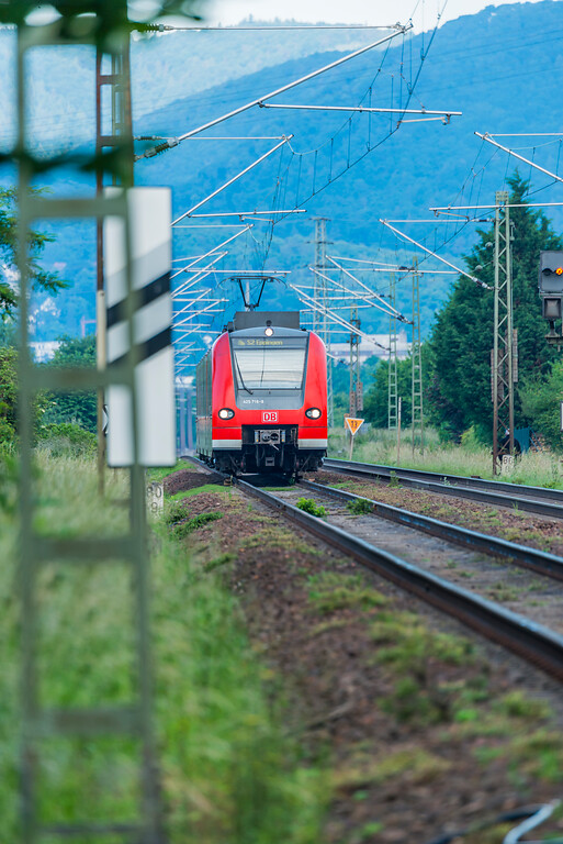 S-Bahn unterwegs auf der Ludwigsbahn