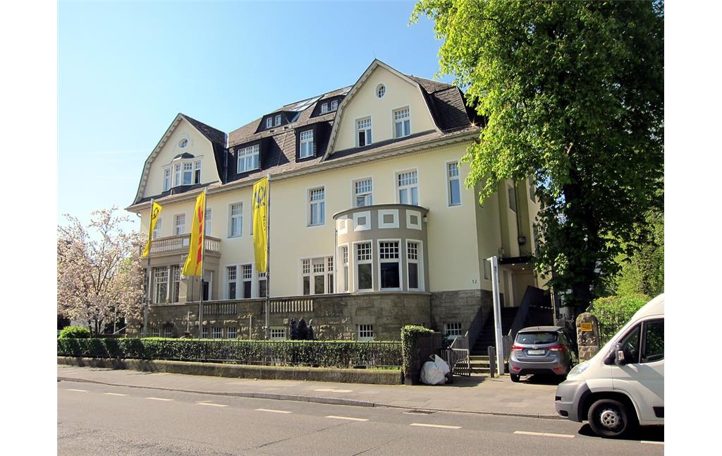 Villa Kurt-Schumacher-Straße 8/9 im Bonner Regierungsviertel (2015).