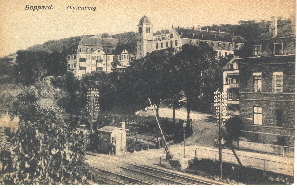 Kloster Marienberg in Boppard auf einer historischen Postkarte (um 1890)