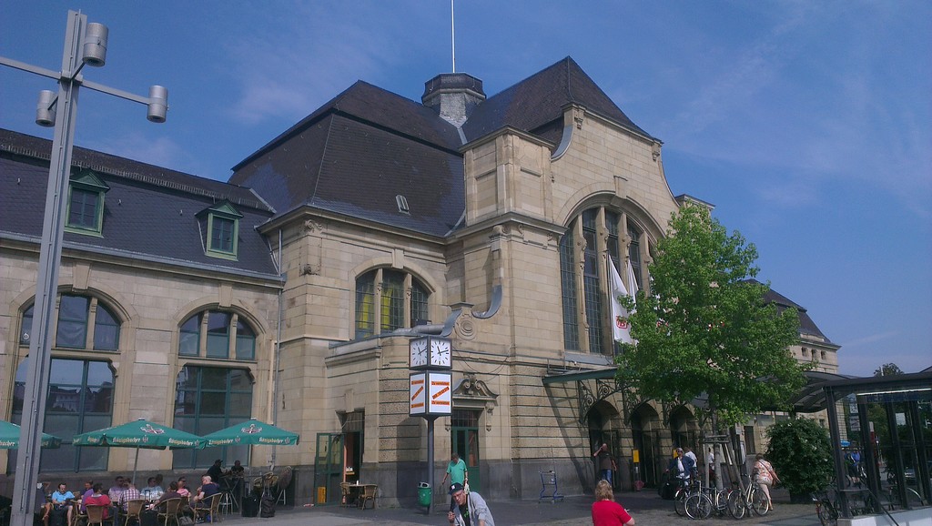 Empfangsgebäude des Hauptbahnhofs Koblenz (2014)