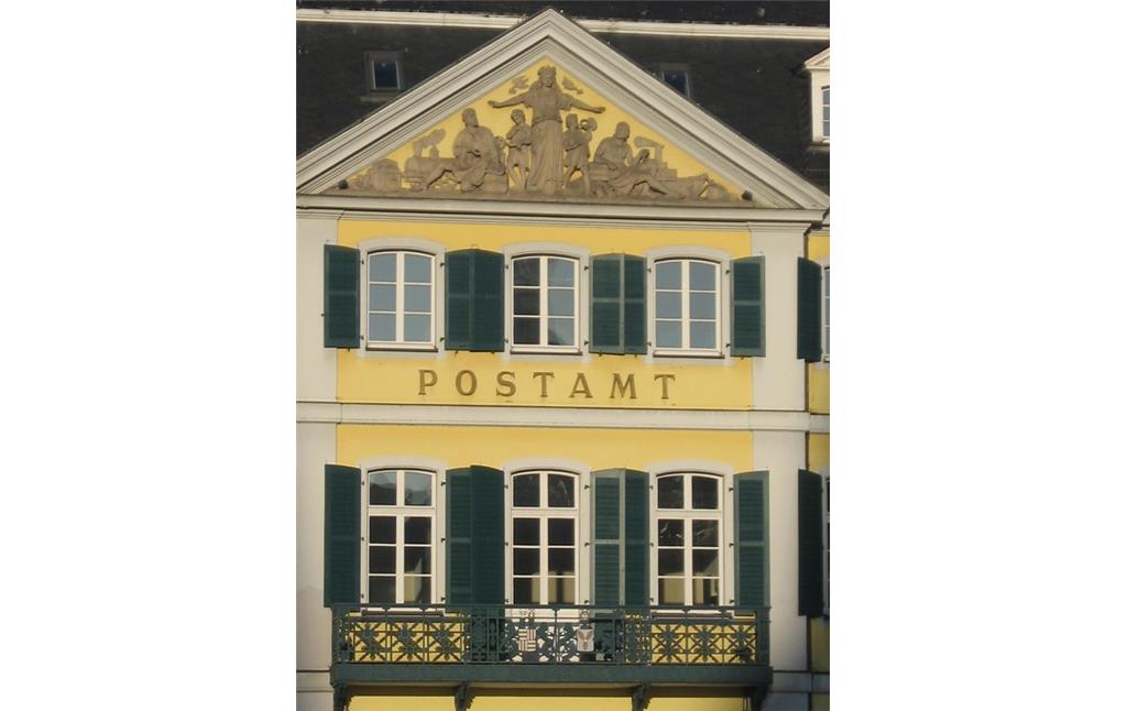 Fassade des Alten Postamts am Münsterplatz (2012)