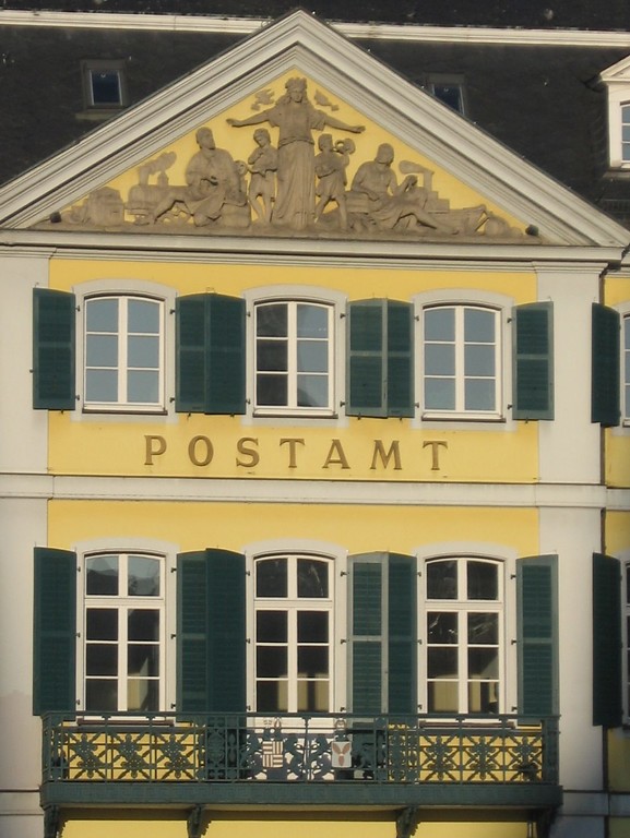 Fassade des Alten Postamts am Münsterplatz (2012)