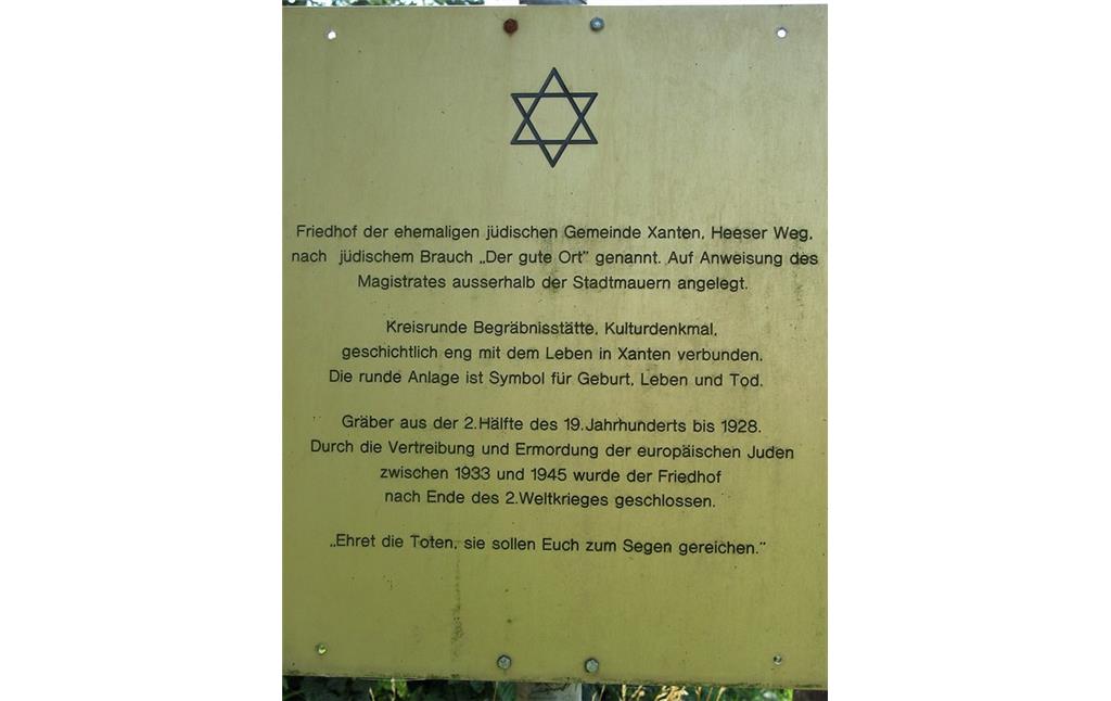 Hinweistafel auf dem Jüdischen Friedhof am Heesberg in Xanten