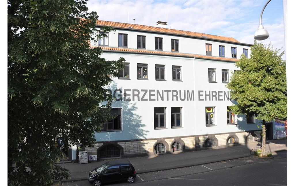 Verwaltungsgebäude der Bleifarbenfabrik Leyendecker in Köln-Ehrendeld (2019)