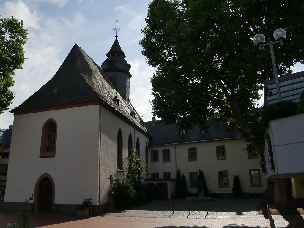 Westansicht des ehemaligen Wilhelmiten-Klosters in Limburg (2017)
