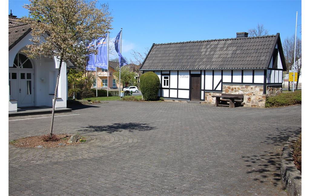 Das Backhaus auf dem Gelände des "Raiffeisen-Begegnungs-Zentrums" in Weyerbusch (2021)