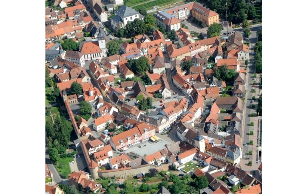 Luftbild von Kirchheimbolanden (um 2020)
