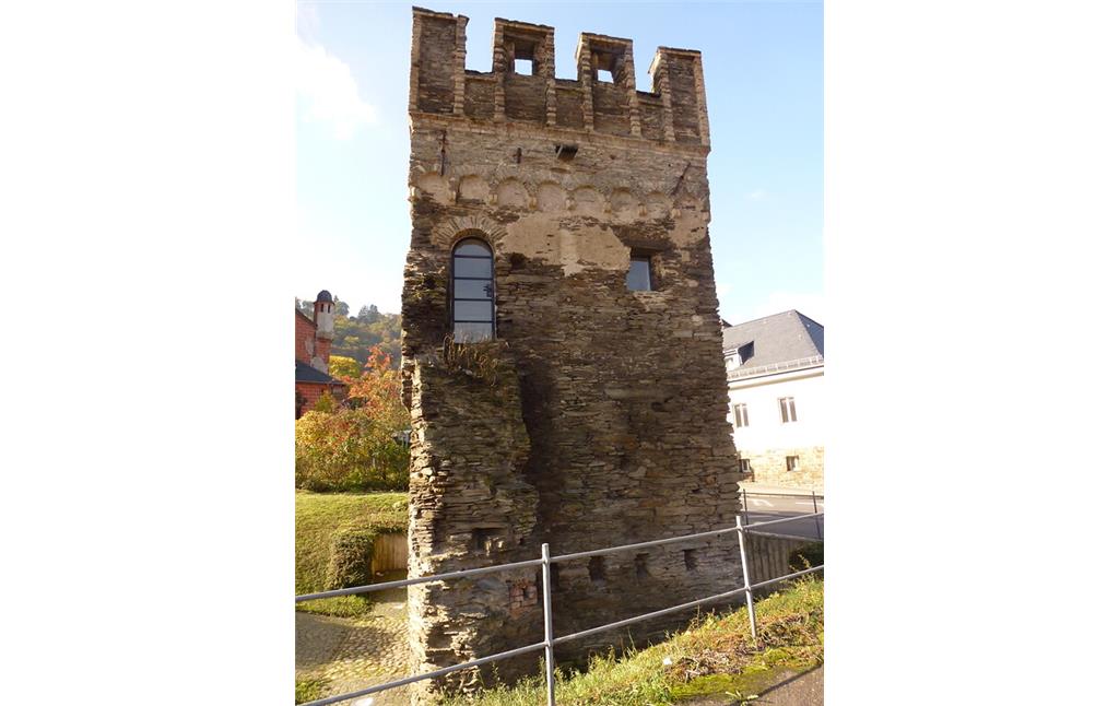 Zehnerturm der Befestigung Kirchhausen in Oberwesel (2016)