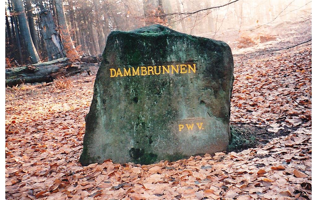 Ritterstein Nr. 146 "Dammbrunnen" am Dammberg (1998)