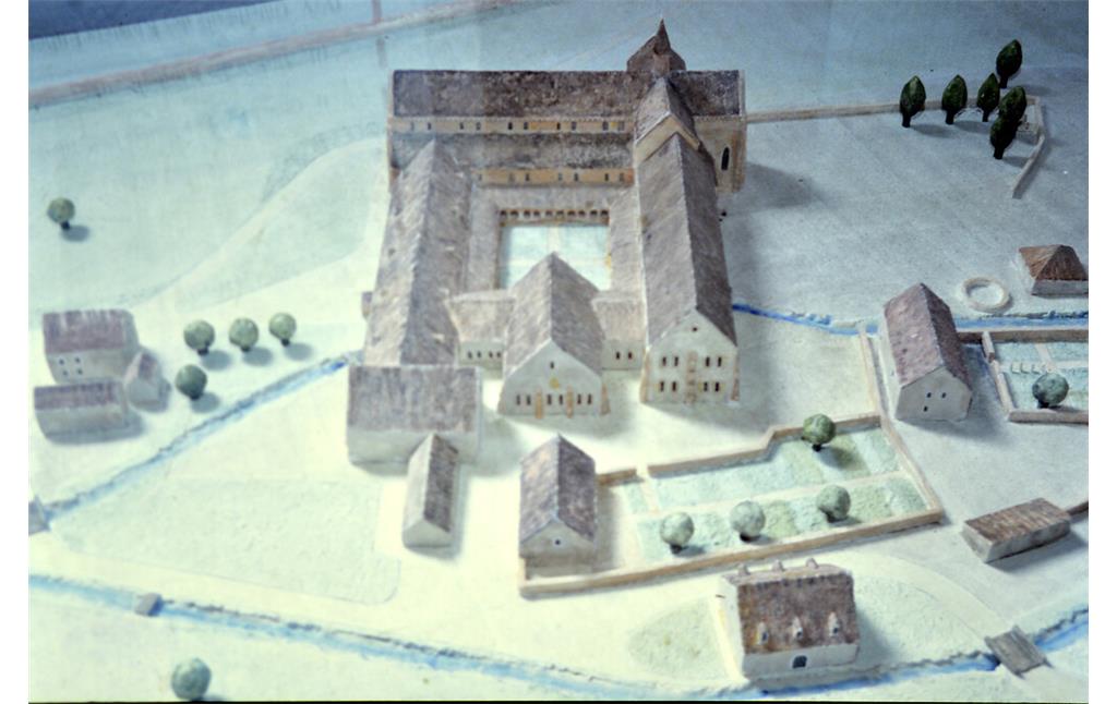 Modell der Klosteranlage Eußerthal im Hochmittelalter, Ansicht von Norden (2020).