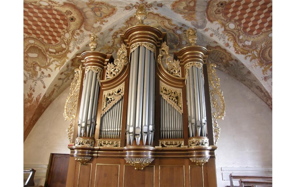 Orgel in der Kirche Sankt Martin in Briedel (2008)