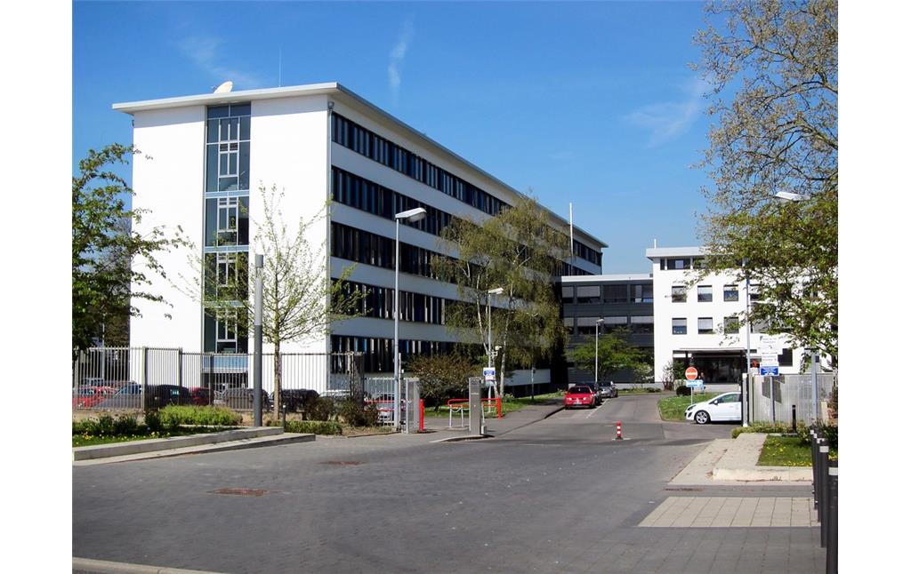 Das Presse- und Informationsamt der Bundesregierung in der Welckerstraße 11 im Bonner Regierungsviertel (2015).