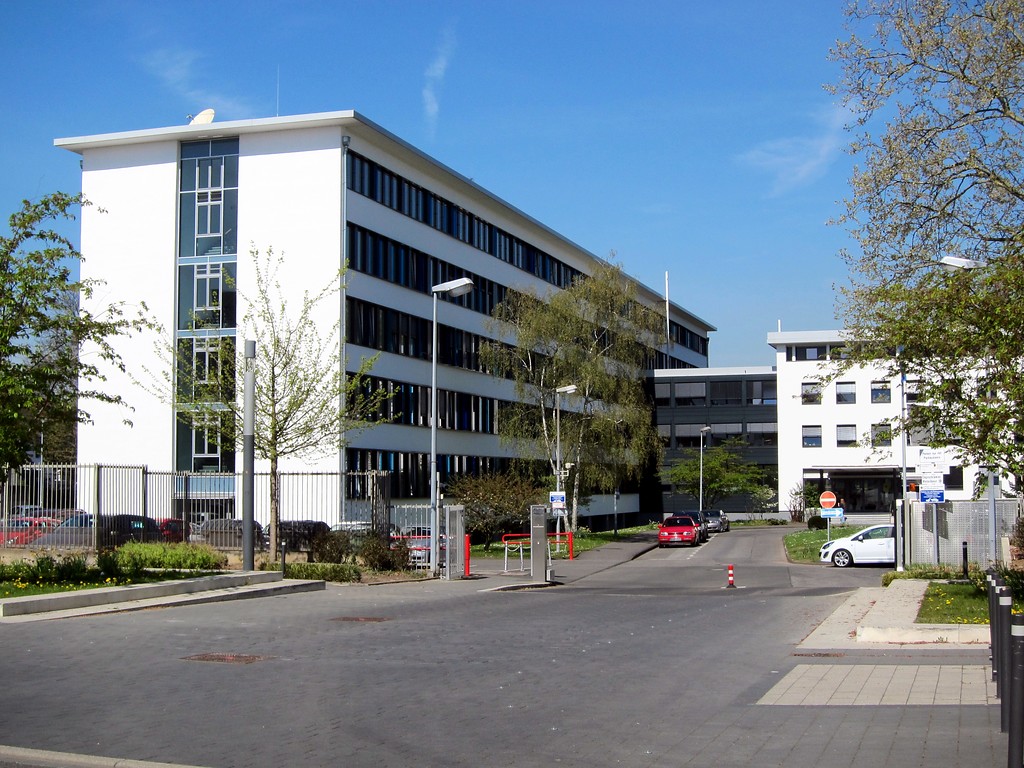Das Presse- und Informationsamt der Bundesregierung in der Welckerstraße 11 im Bonner Regierungsviertel (2015).