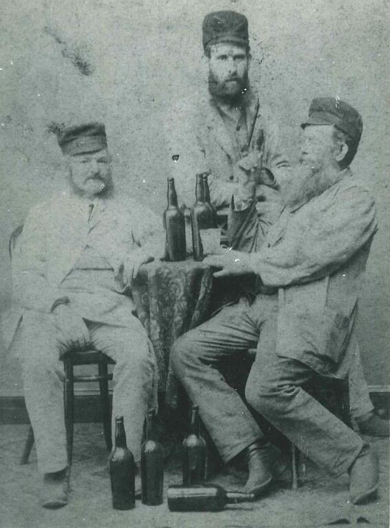 Bergleute der "Grube Werner" auf der Vierwindenhöhe in Bendorf (1902)