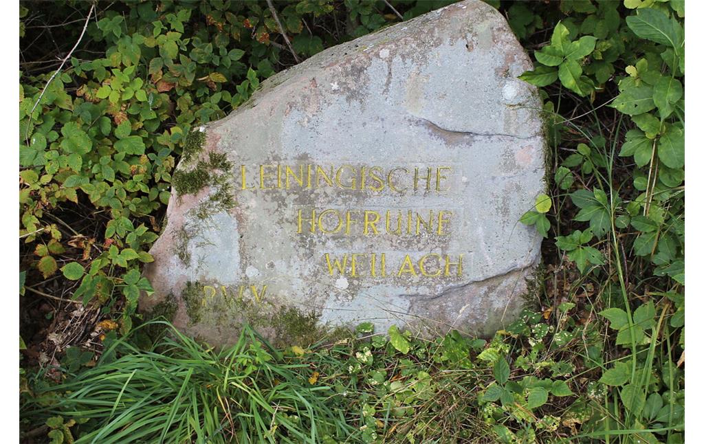 Ritterstein Nr. 281 "Leiningische Hofruine Weilach" westlich von Ungstein (2021)