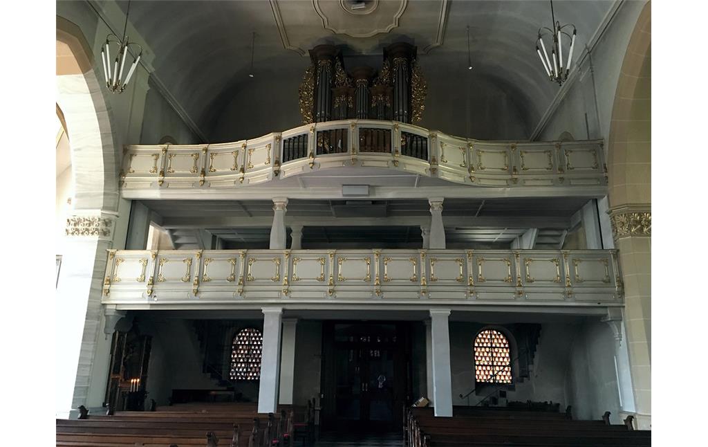 Orgelempore in der katholischen Pfarrkirche St. Martin in Oberlahnstein (2016)