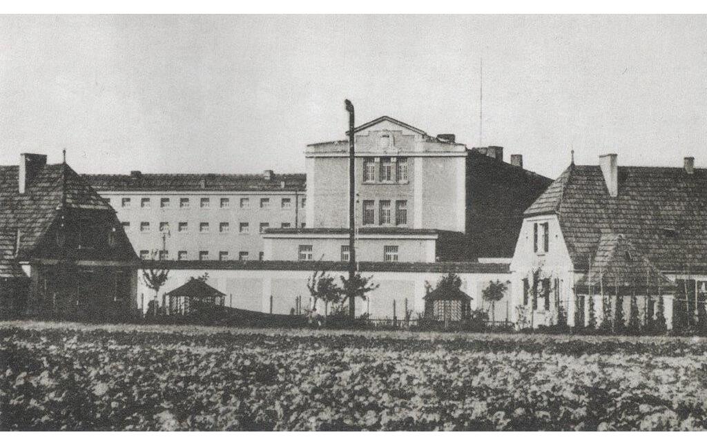 Historische Aufnahme von Gebäuden des Zuchthauses Rheinbach (1914).