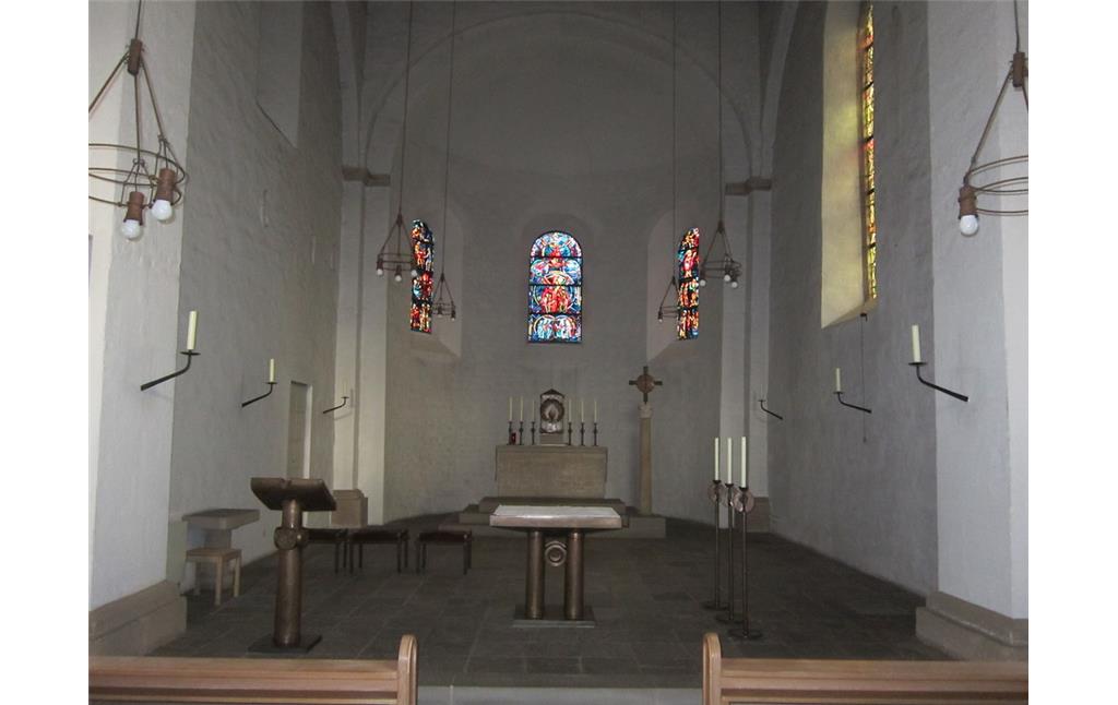 Essen, Karmelitinnenkirche in Stoppenberg. Blick in den Chorraum (2017)