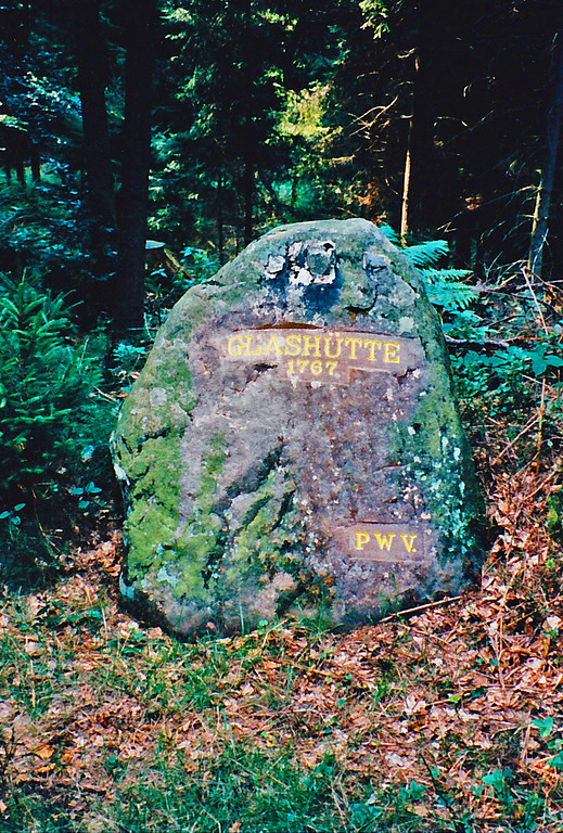 Ritterstein Nr. 115 "Glashütte 1767" bei Mölschbach (1995)