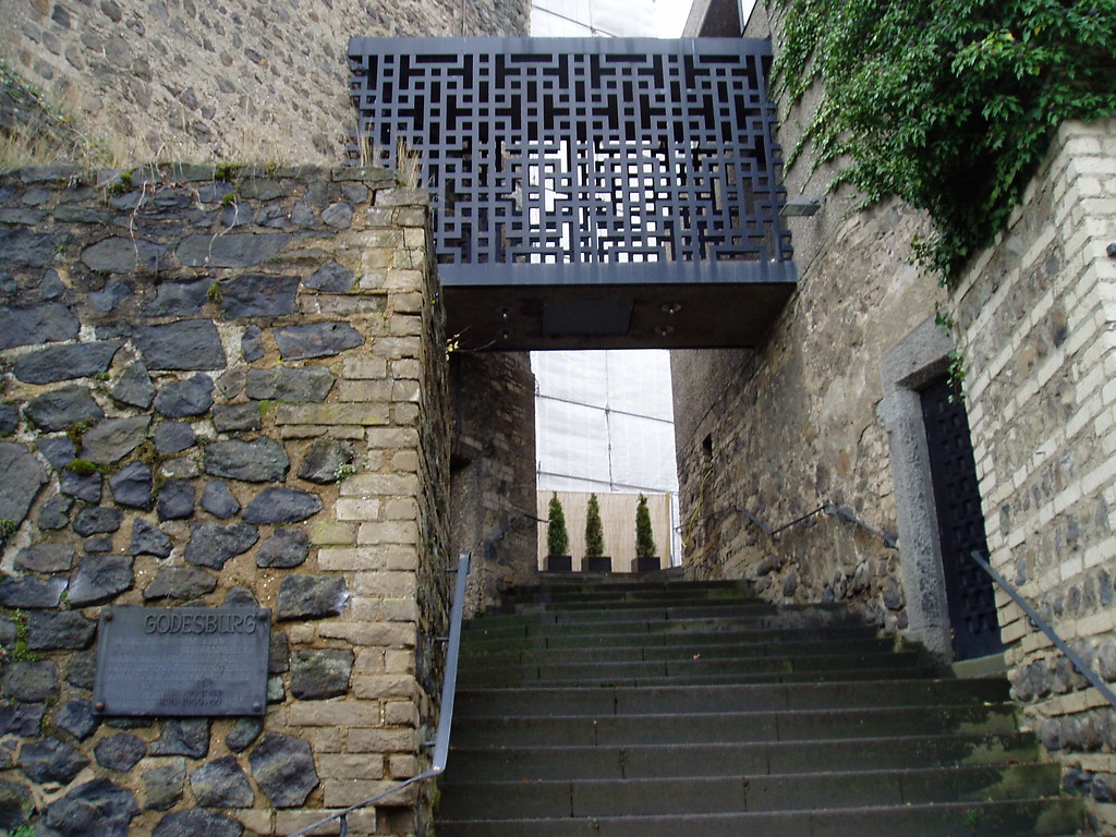 Heutiger Eingang in den Innenhof der Godesburg