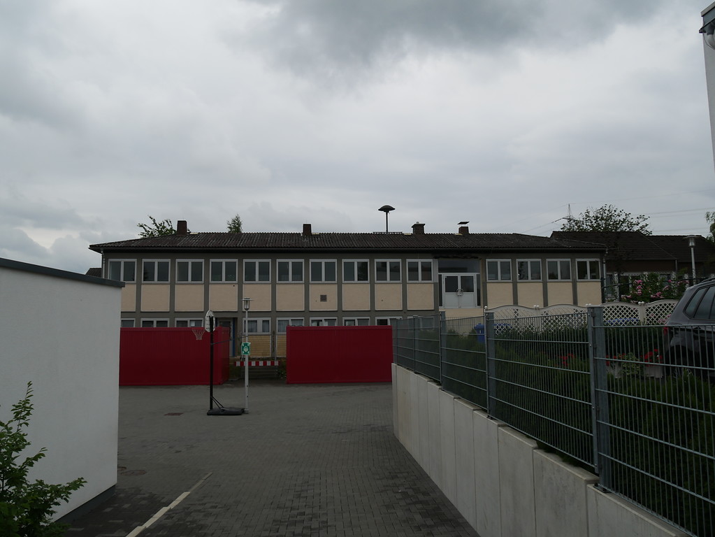 Altes Gebäude der Franz-Kade-Schule Wörsdorf (2017)