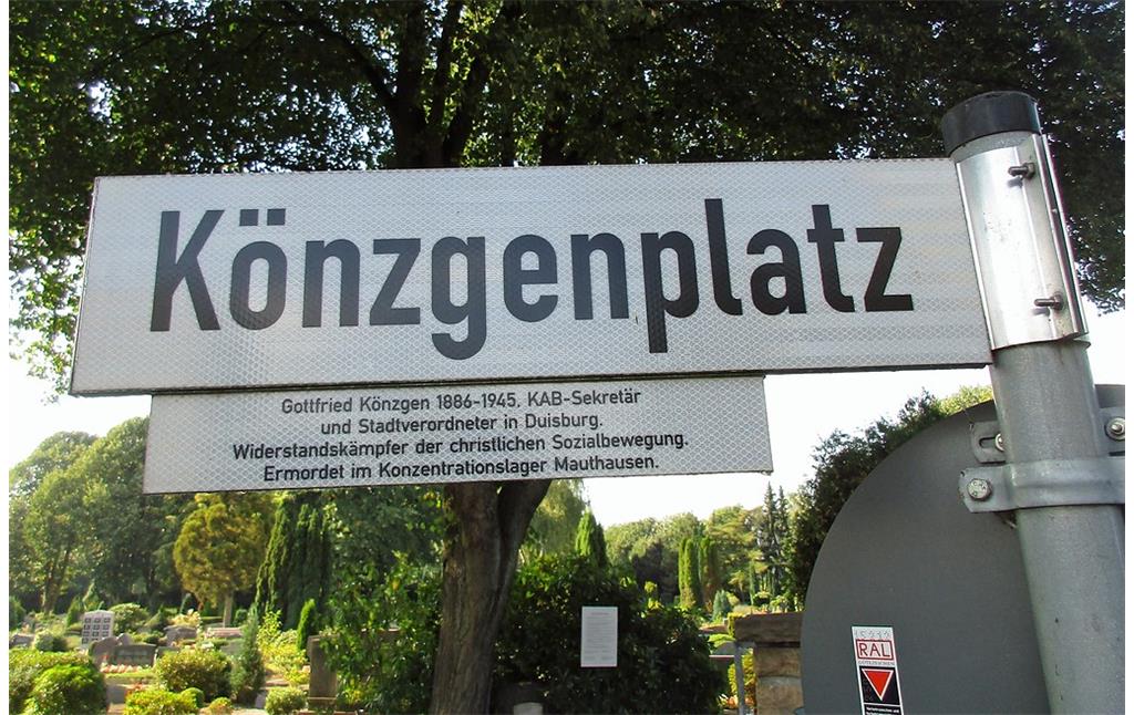 Straßenschild "Könzgenplatz" in Duisburg-Hamborn (2016).