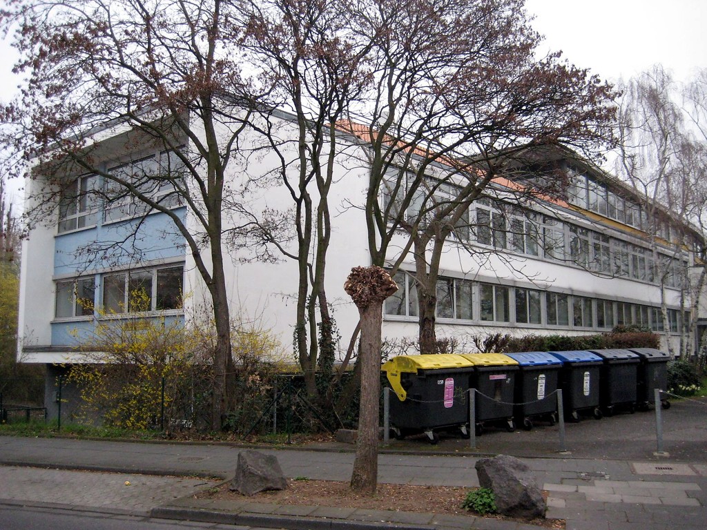 Schulgebäude des Weiterbildungskollegs Bonn (2011)