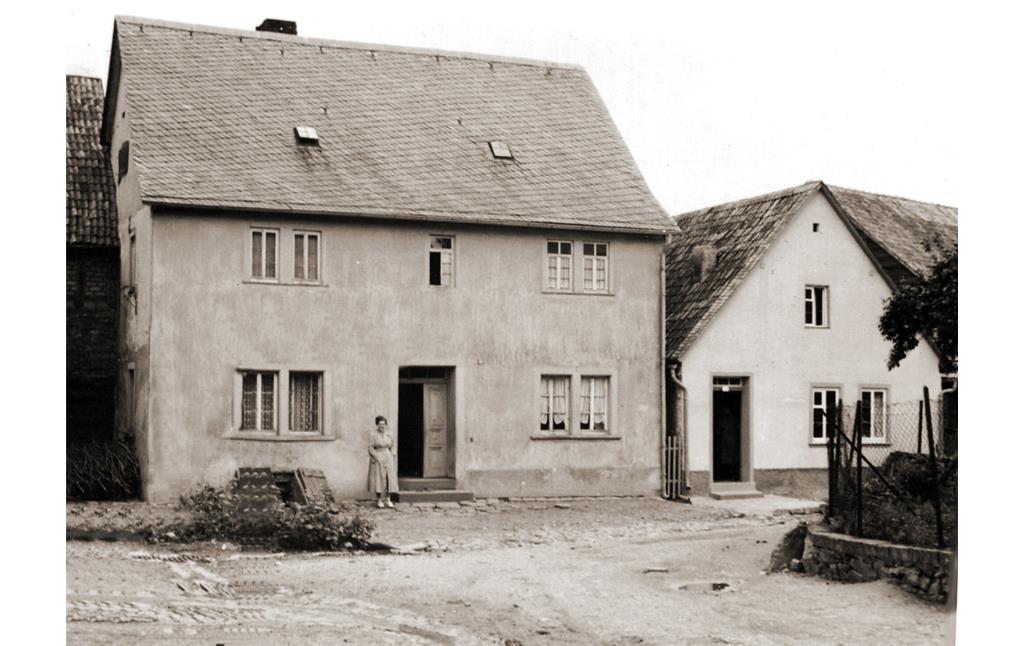 Haus Schorn in Dörrebach in der Schulstraße (um 1925)