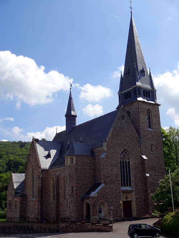 Katholische Pfarrkirche St. Hubertus in Nonnweiler (2016)