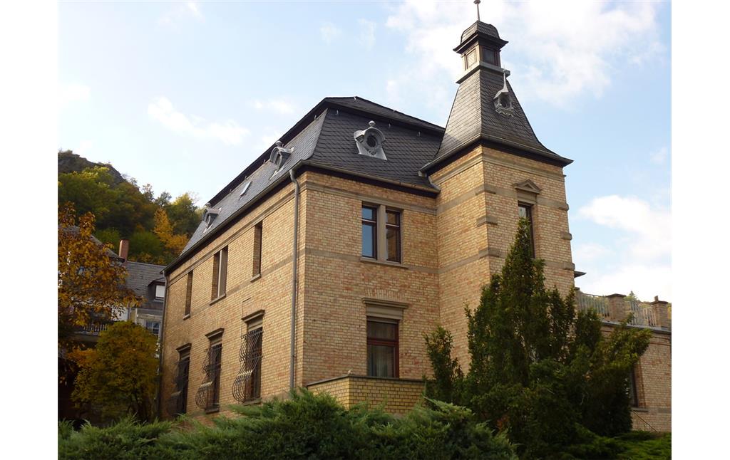 Die Villa in der Mainzer Straße 6 in Oberwesel (hier 2016) diente früher als Haus für den Schlossverwalter der Schönburg.