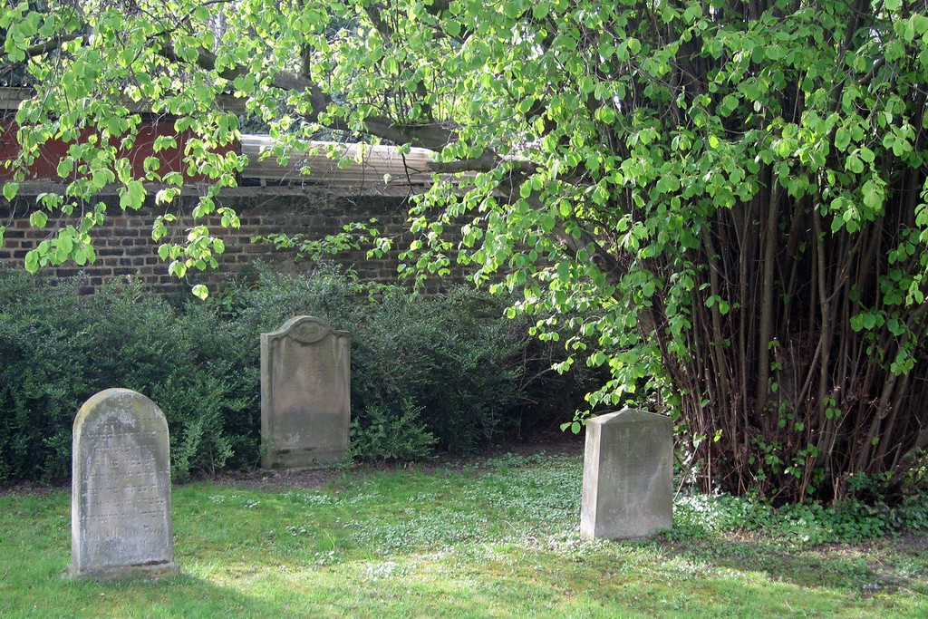 Jüdischer Friedhof Nettesheimer Weg in Rommerskirchen (2012).