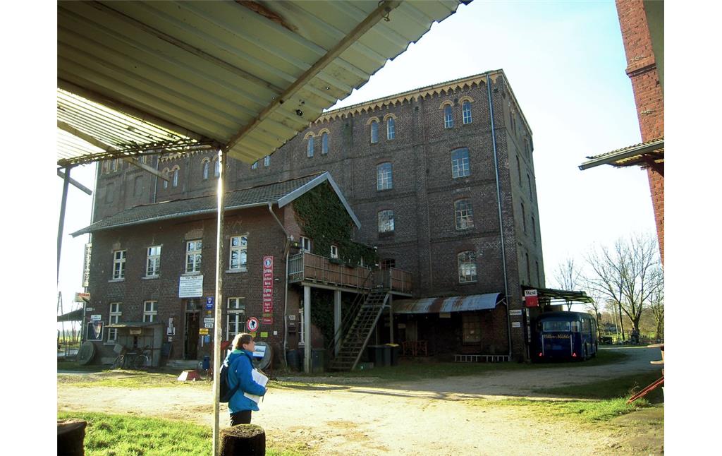 Ehemalige Getreidemühle auf dem Gelände der Viller Mühle in Goch (2016)