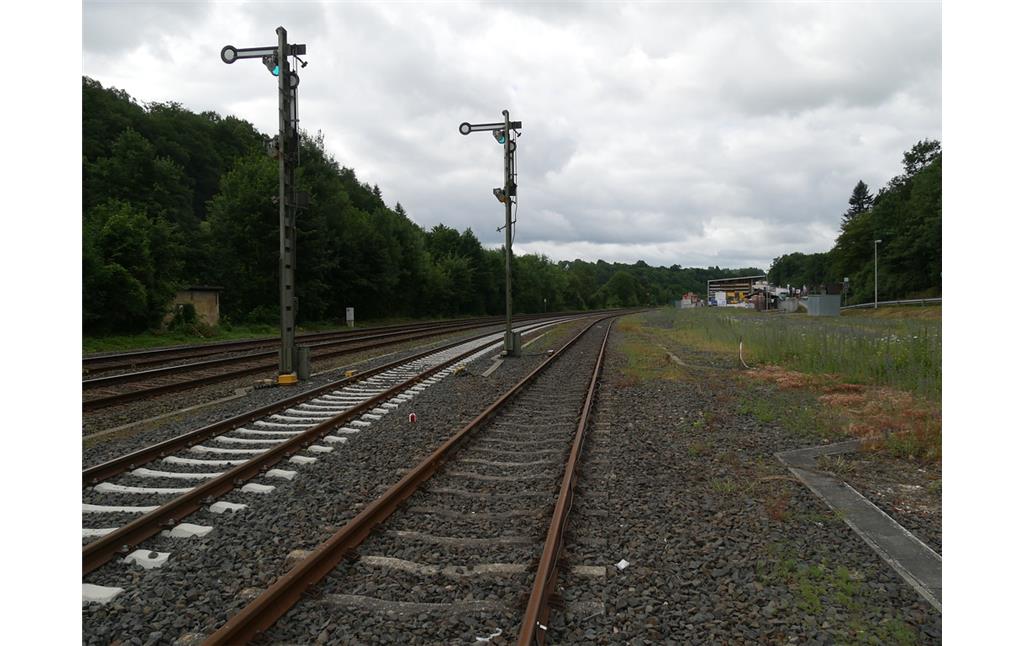 Gleise auf dem Bahnhofsgelände Weilburg (2017)