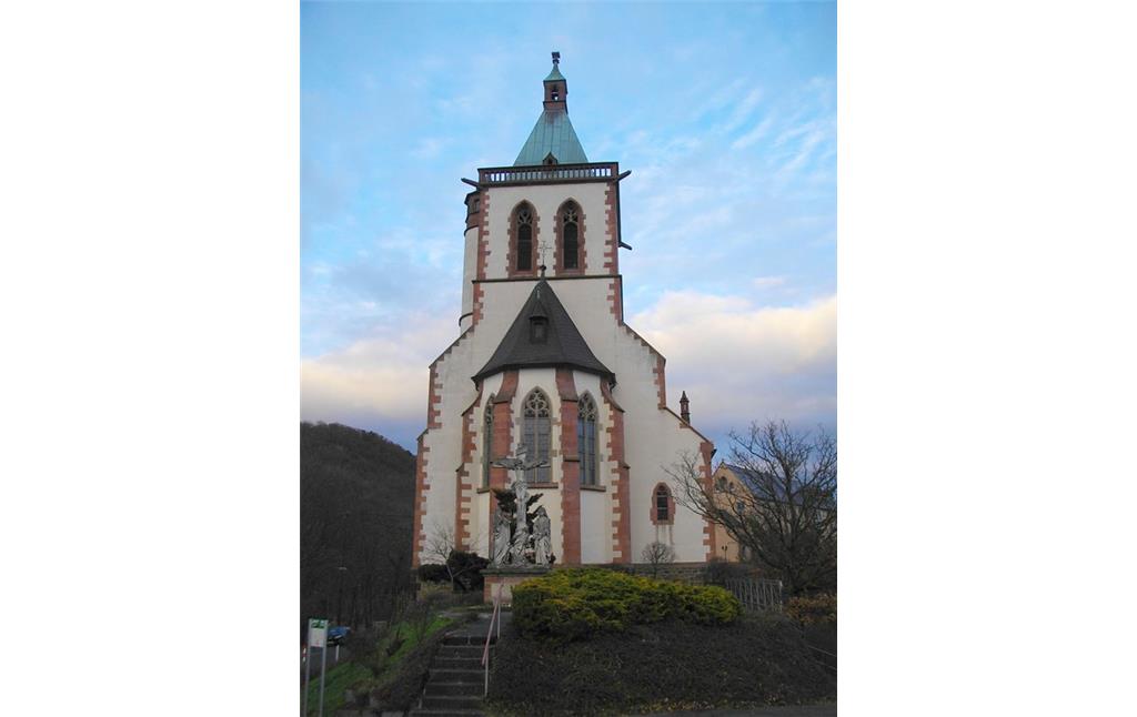 Die katholische Allerheiligenkapelle auf dem Allerheiligenberg in Niederlahnstein von Südwesten aus gesehen (2008)