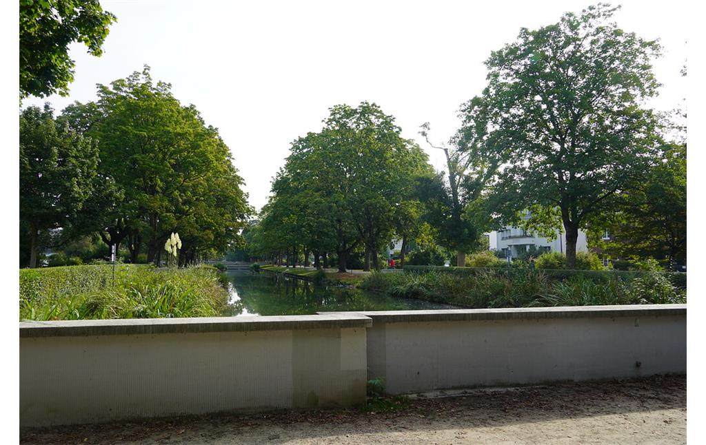 Der Rautenstrauchkanal in Köln-Lindenthal (2021).