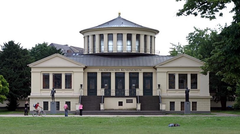 Akademische Kunstmuseum (Altes Anatomisches Institut) in Bonn vom Hofgarten aus (2004)