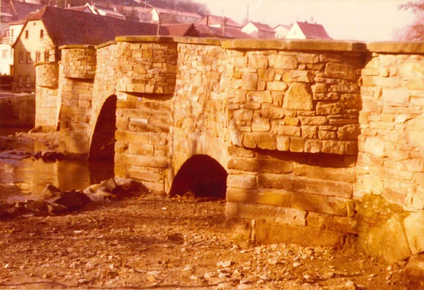Lautertalbrücke nach Abschluss der Sanierung, um 1980 (1980).