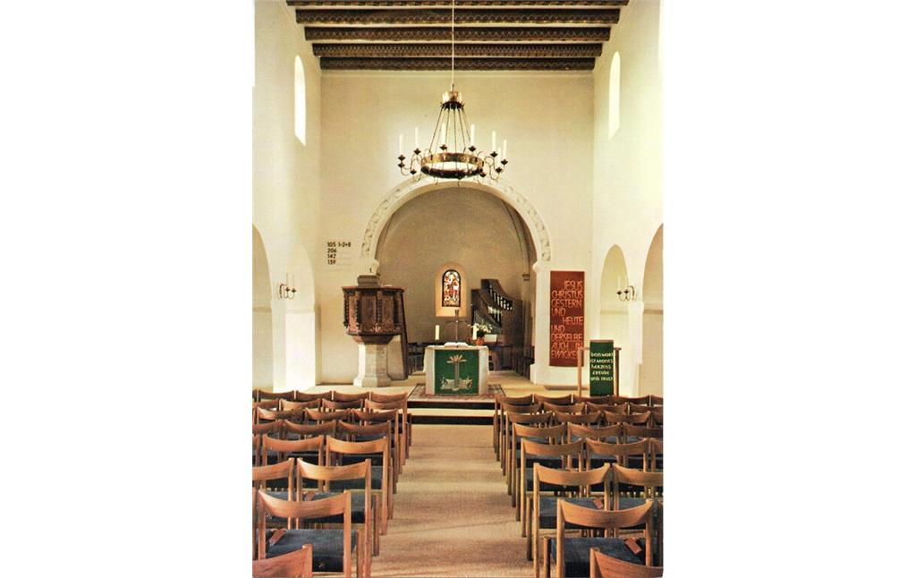 Historische Fotografie des Innenraums der evangelischen Kirche in Birnbach (1974)