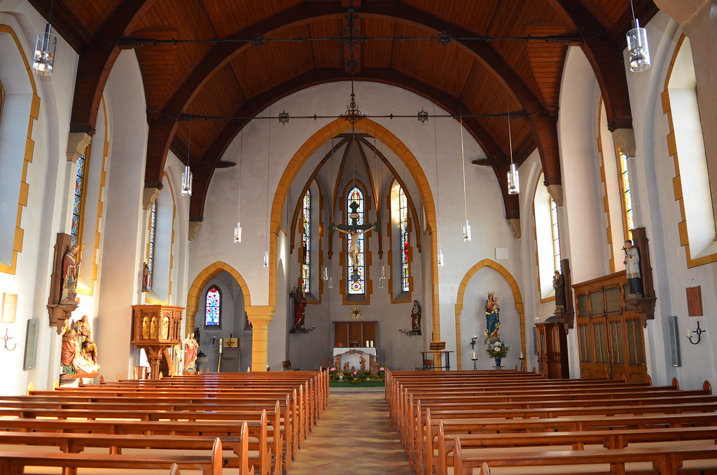 Inneres der katholischen St. Joseph-Kirche Seibersbach (2017)