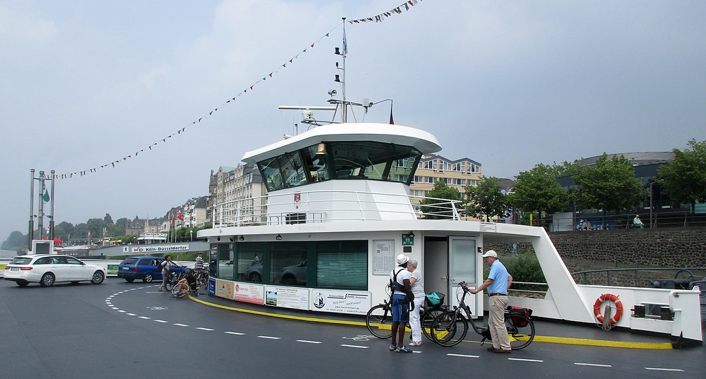 An Bord des seit 1997 verkehrenden Fährschiffs "Königswinter IV" der Rheinfähre zwischen Königswinter und Bonn-Mehlem (2018).