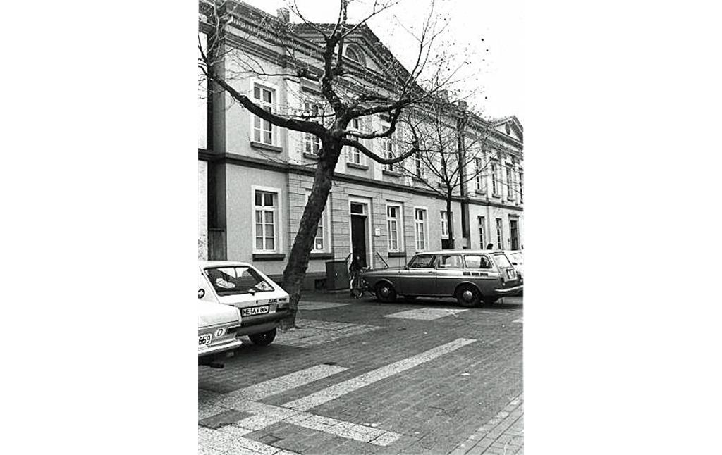 Wohnhaus Hauptstraße 75-77  (Stadt Essen Baudenkmal Nummer 260) in  Essen Kettwig