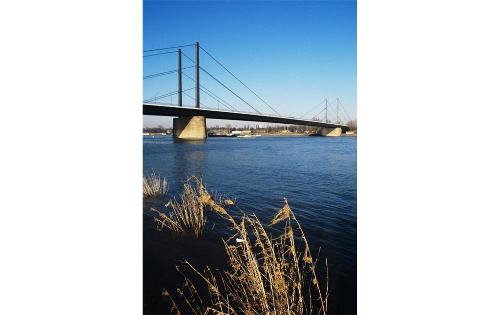 Rheinbrücke bei Rees, Kreis Kleve (2007)