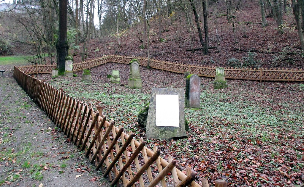 Der Neue Judenfriedhof "am Kesselberg" in Bad Breisig-Niederbreisig (2015).